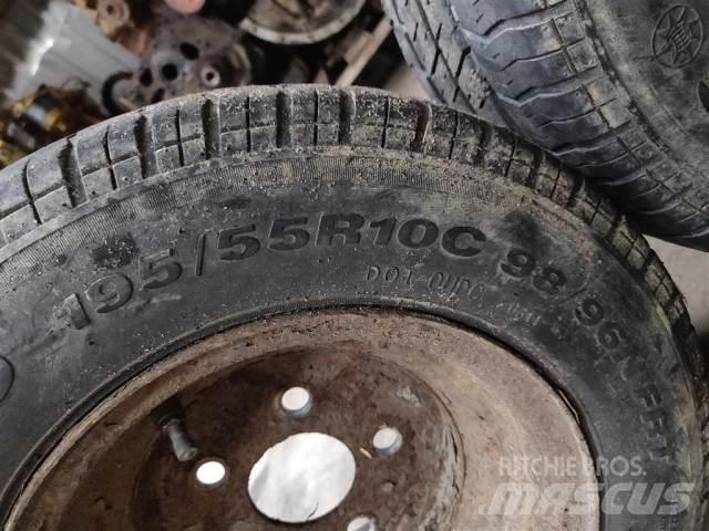  10 195/55R10 Vehicle transport trailers