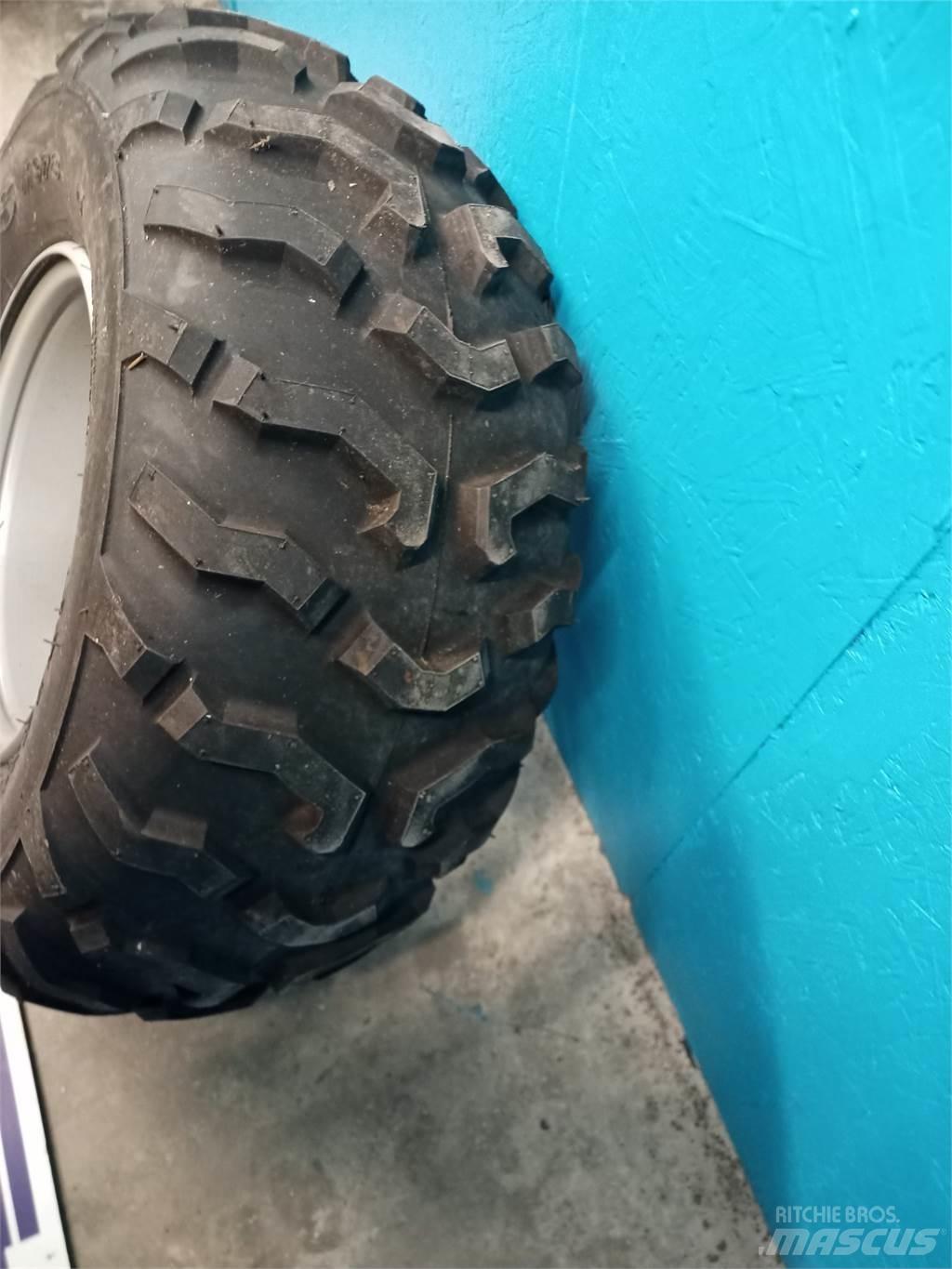  11 24x10-11 Tyres, wheels and rims