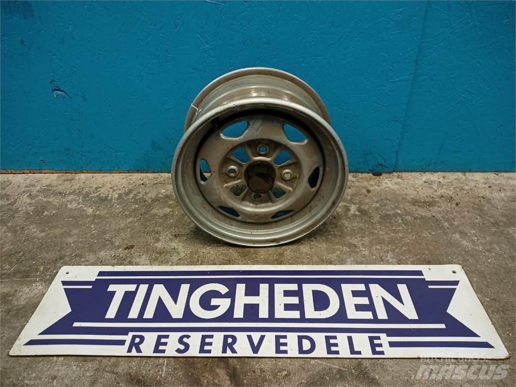  12 12x6.0AT Tyres, wheels and rims