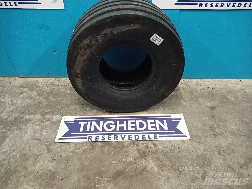  12 300/65-12 Tyres, wheels and rims