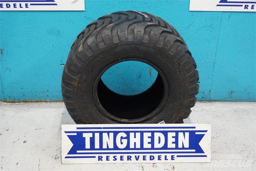  12 300/65-12 Tyres, wheels and rims