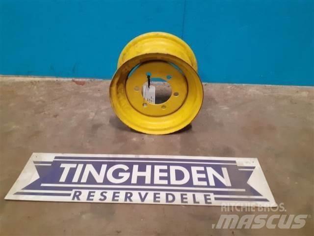  12'' 7.00x12 Tyres, wheels and rims