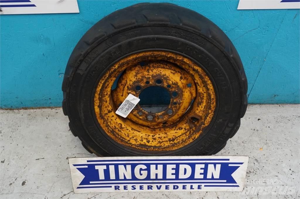  15 27X8.50-15 Tyres, wheels and rims