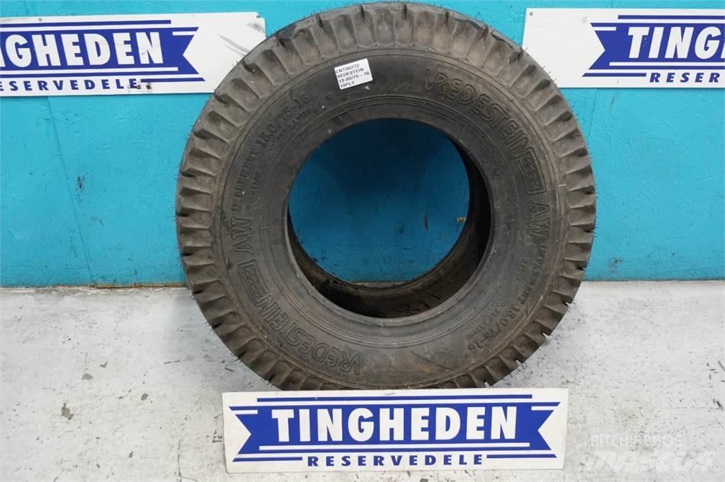  16 13.0/75-16 Tyres, wheels and rims
