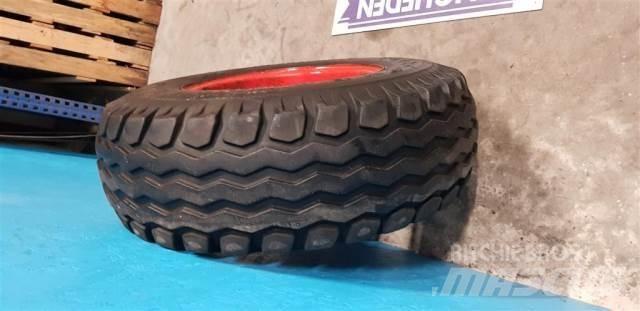  18 12.5/80-18 Tyres, wheels and rims