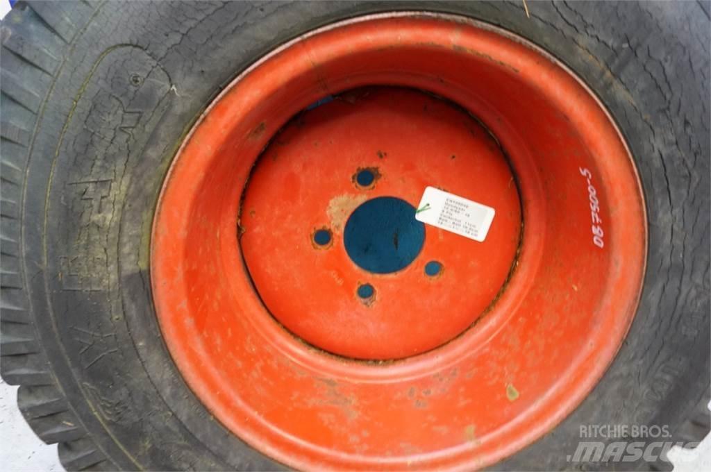  18 12.5/80-18 Tyres, wheels and rims