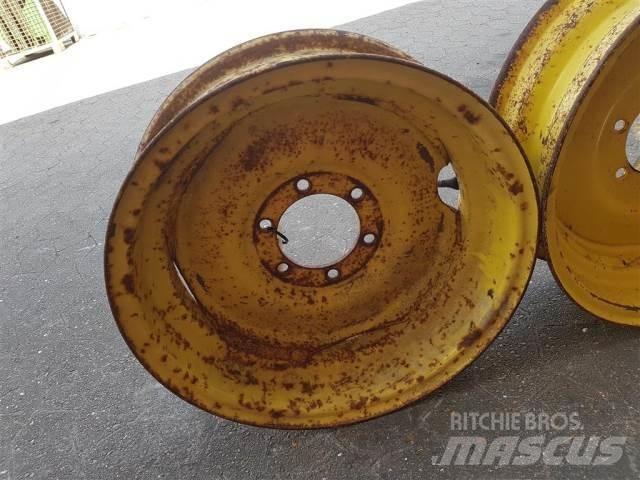  18 5.50FX18 Tyres, wheels and rims