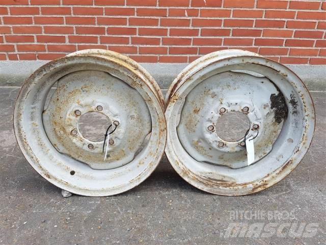  18 5.50FX18 Tyres, wheels and rims
