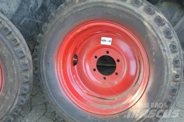  18 7.50-18 Tyres, wheels and rims