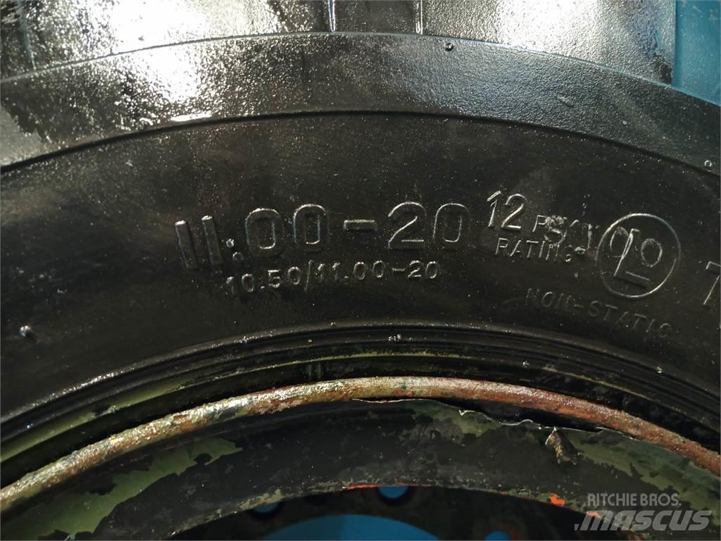  20 11.00-20 Tyres, wheels and rims