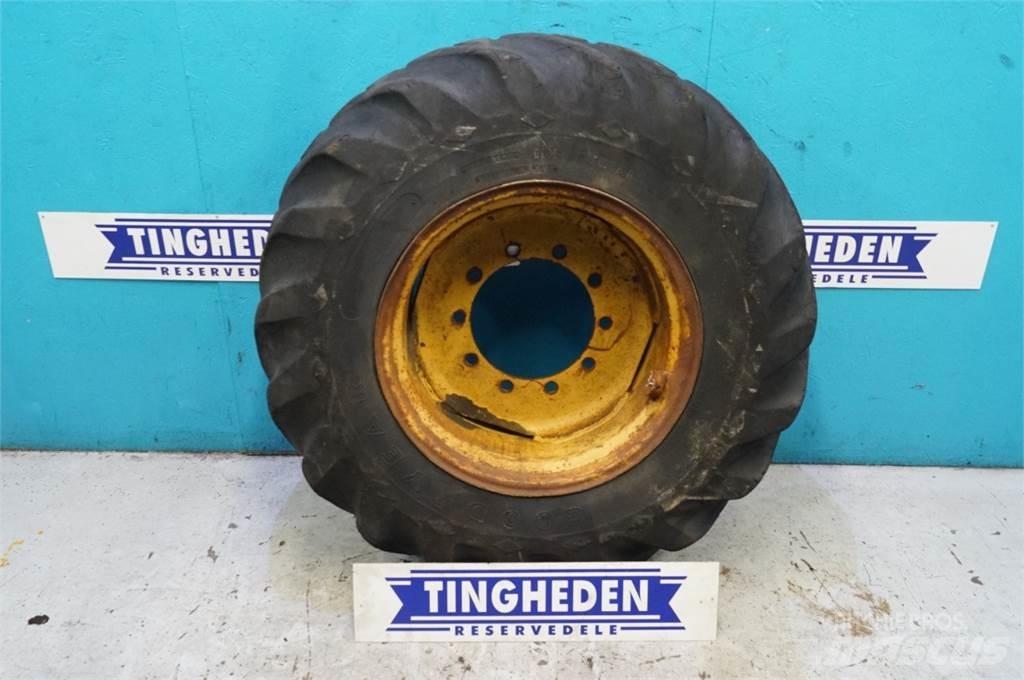  24 16.9-24 Tyres, wheels and rims