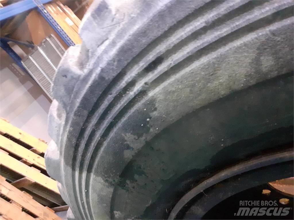  25 20.5R25 Tyres, wheels and rims