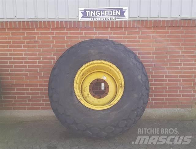  26 23.1-26 Tyres, wheels and rims