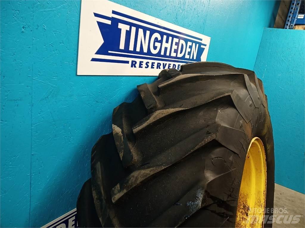 26 23.1-26 Tyres, wheels and rims