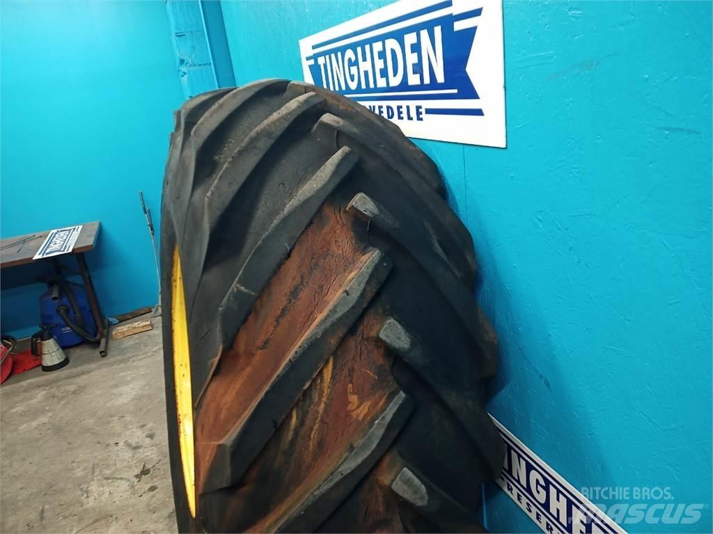  26 23.1-26 Tyres, wheels and rims