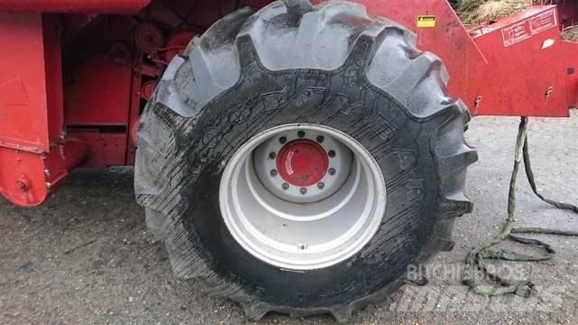  26 28L-26 Tyres, wheels and rims