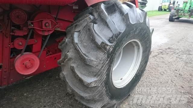  26 28L-26 Tyres, wheels and rims