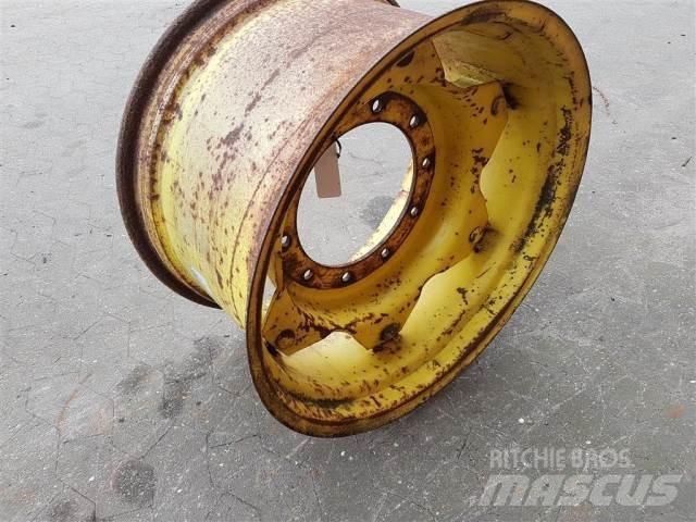  26 W15LX26 Tyres, wheels and rims