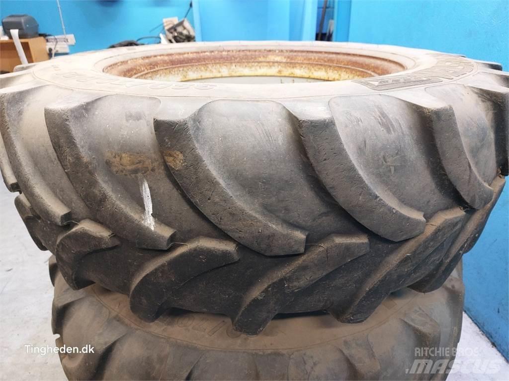  28 380/70R28 Tyres, wheels and rims