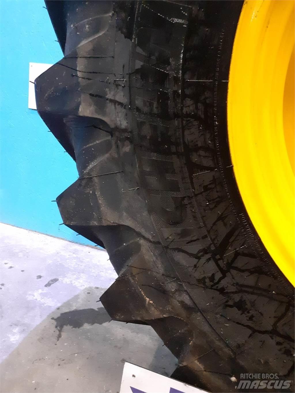  28 440/80R28 Tyres, wheels and rims