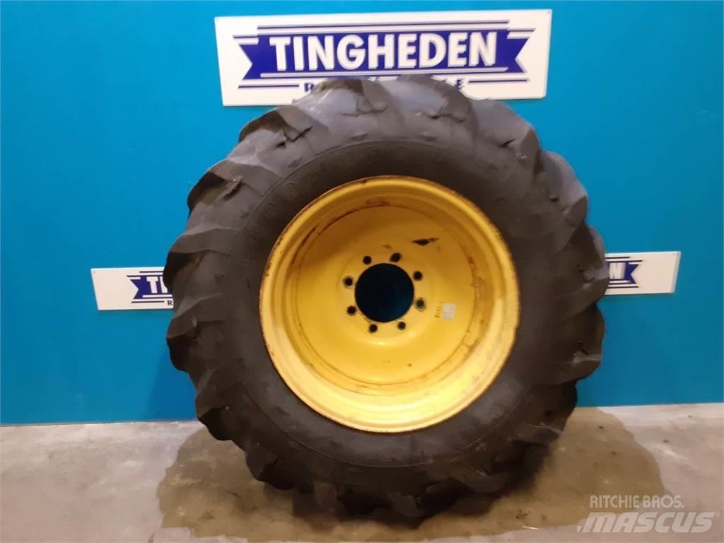  30 18.4-30 Tyres, wheels and rims