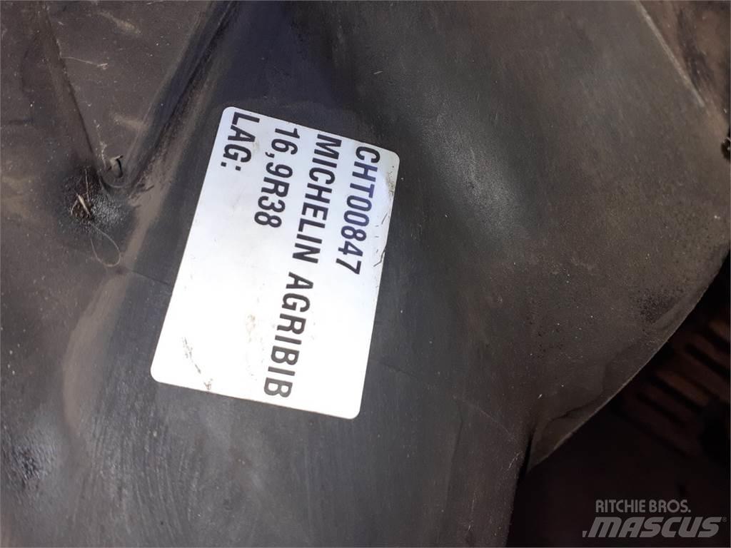  38 16.9R38 Tyres, wheels and rims