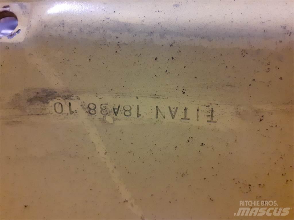  38 18AX38 Tyres, wheels and rims