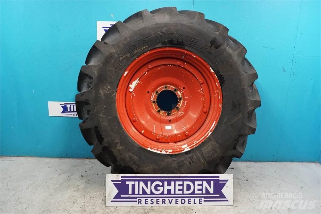  38 20.8R38 Tyres, wheels and rims