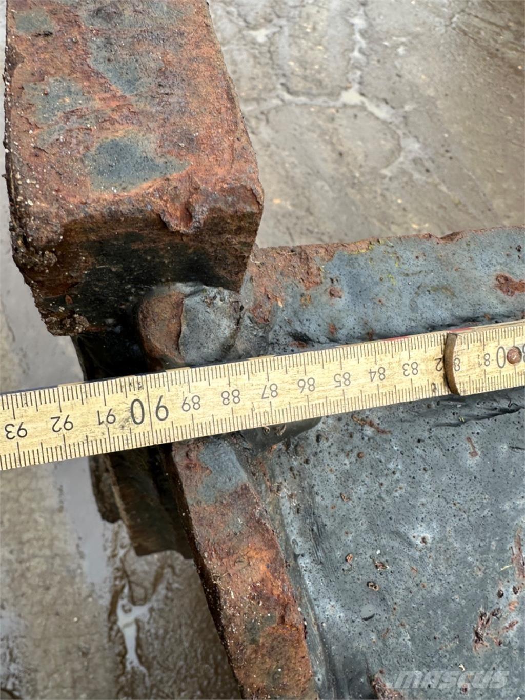  500-900mm Buckets
