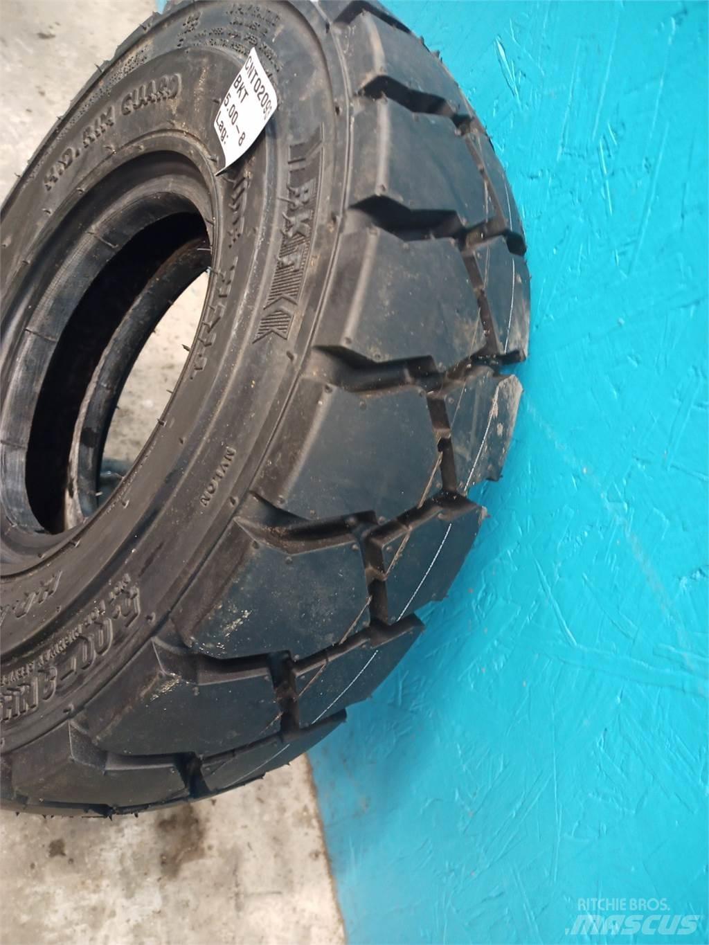  8 5.00-8 Tyres, wheels and rims