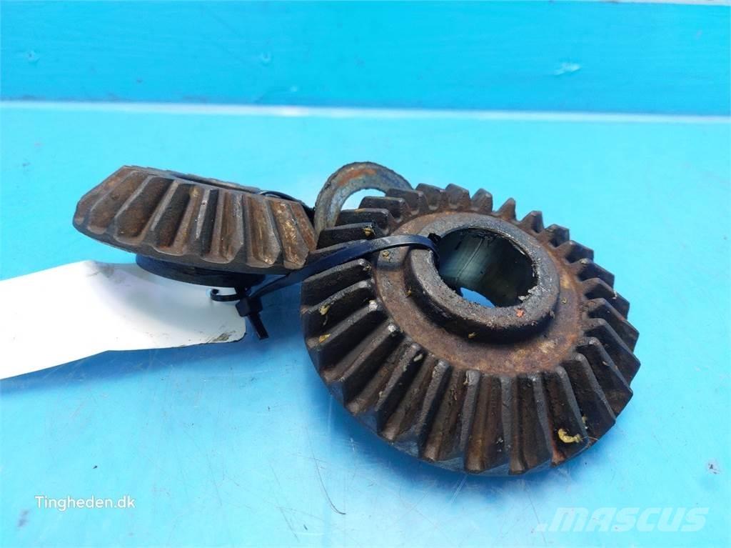 CASE 1460 Combine harvester spares & accessories