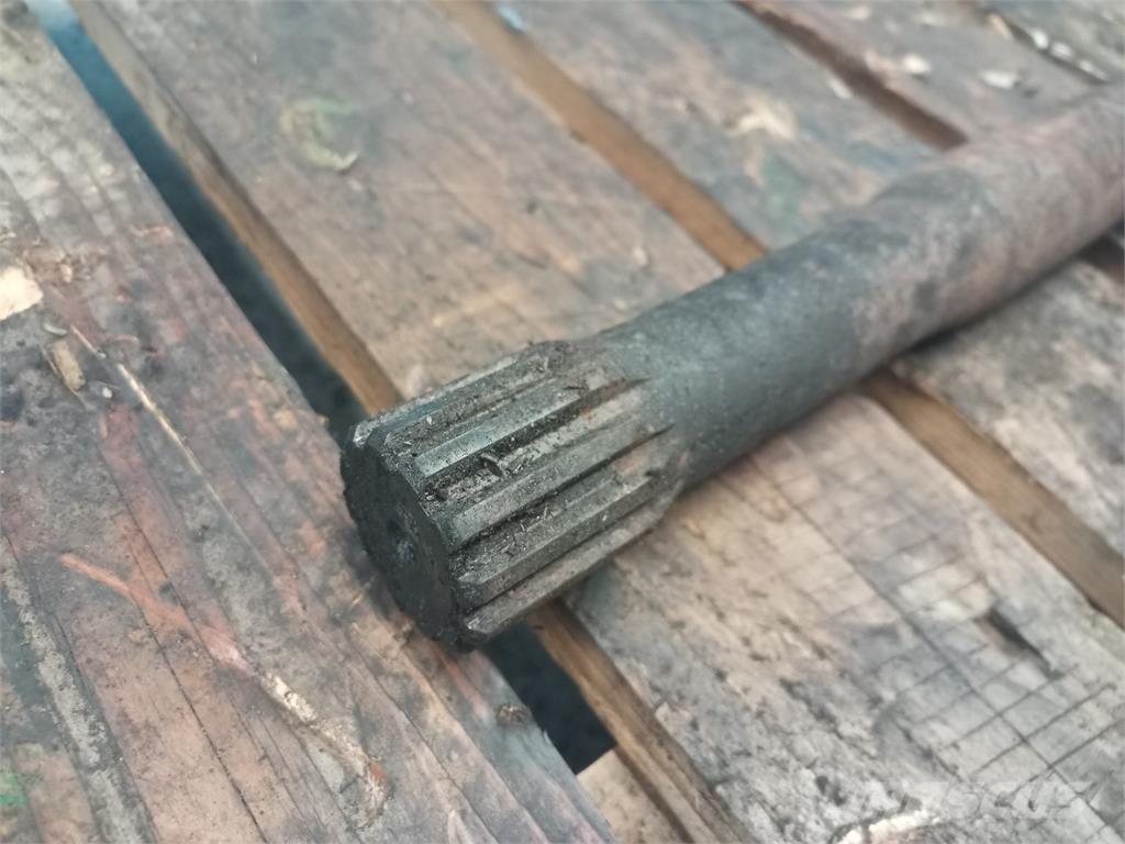 CASE 1640 Transmission