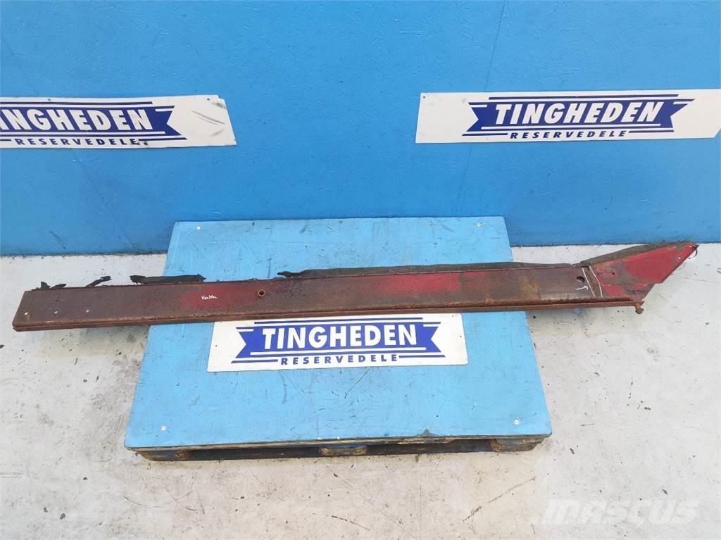 CASE 1660 Sand and salt spreaders