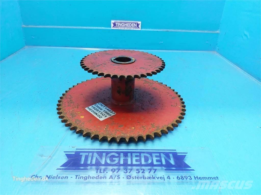 CASE 1660 Combine harvester spares & accessories