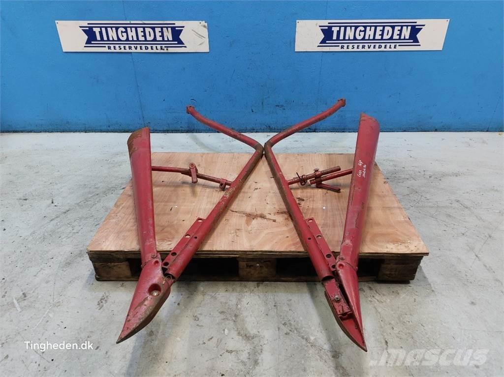 CASE 1660 Combine harvester spares & accessories