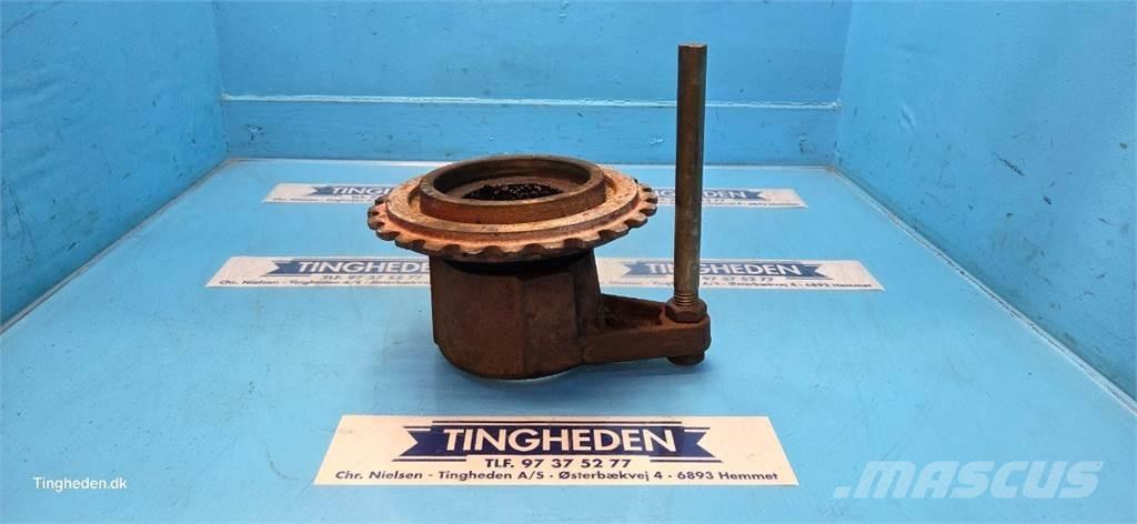 CASE 1680 Combine harvester spares & accessories