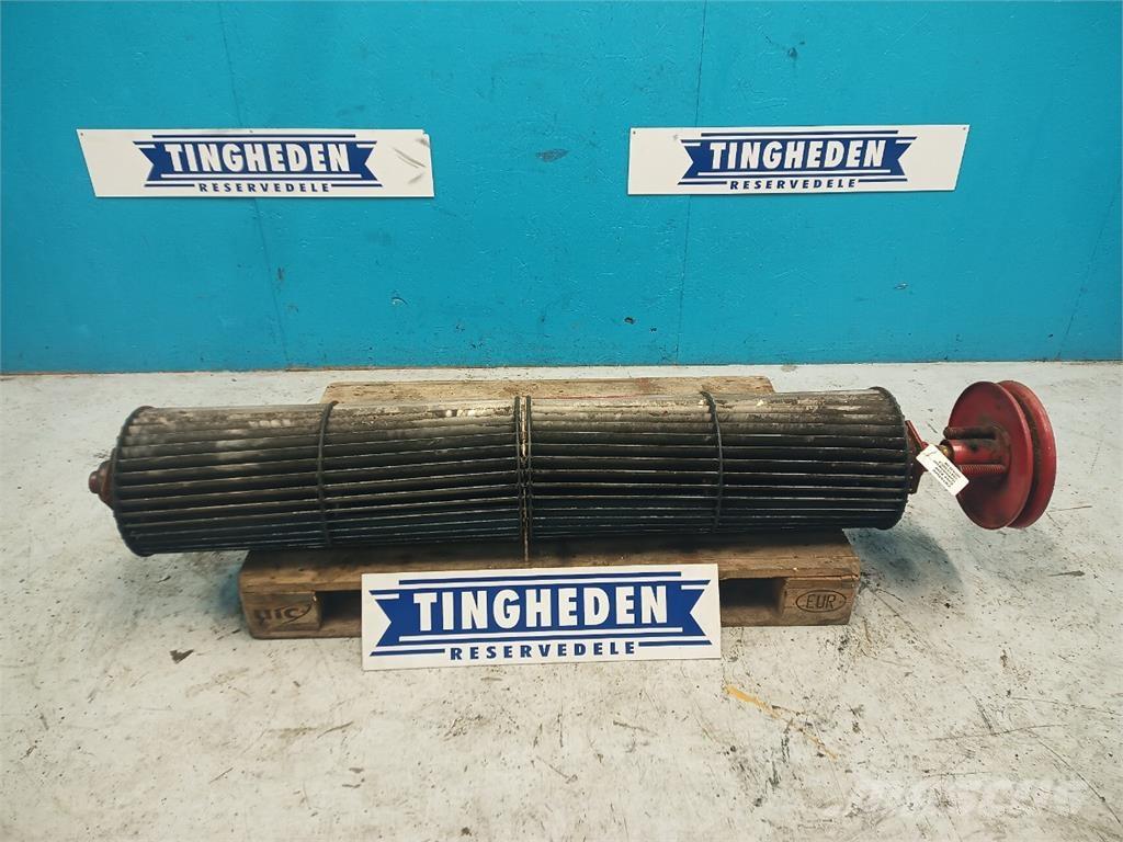 CASE 2388 Sand and salt spreaders