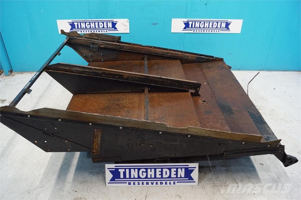 CASE 8010 Sand and salt spreaders