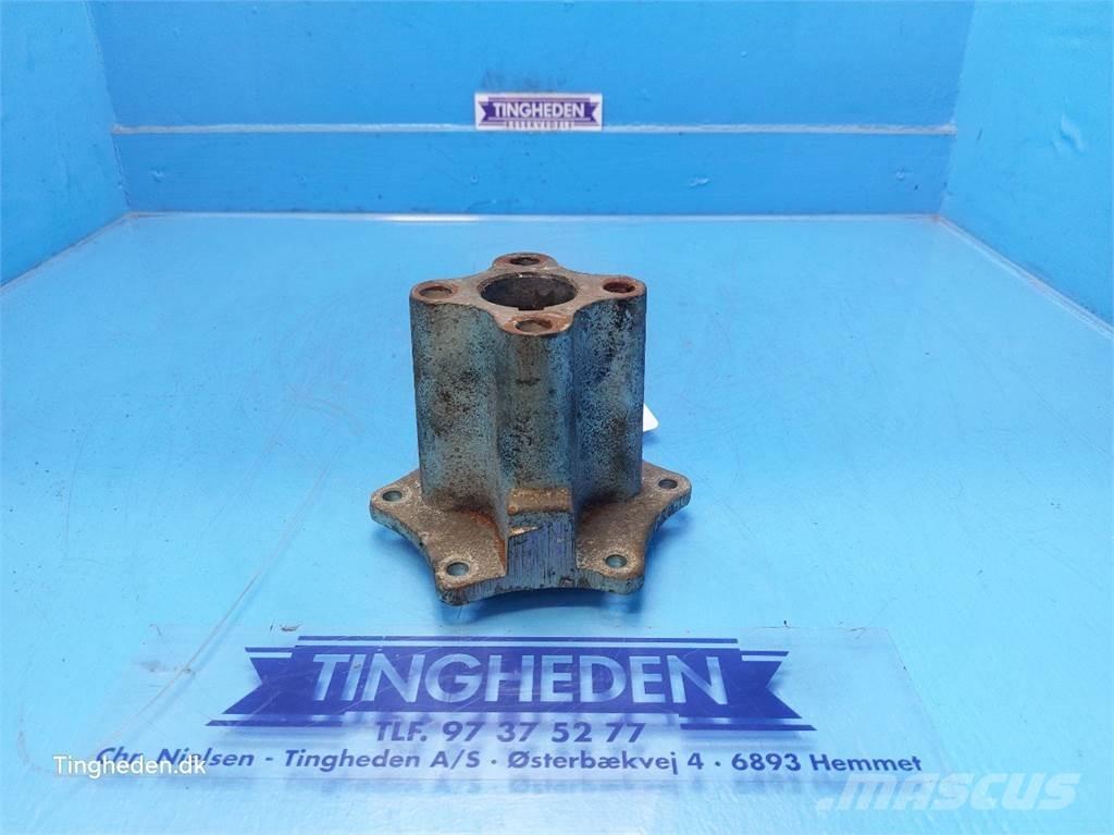 CASE 8010 Combine harvester spares & accessories