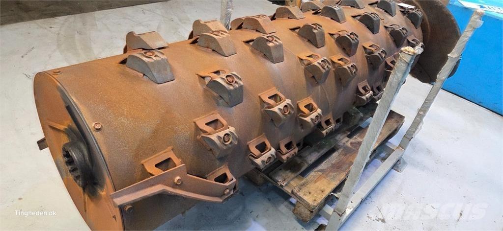 CASE 8010 Combine harvester spares & accessories
