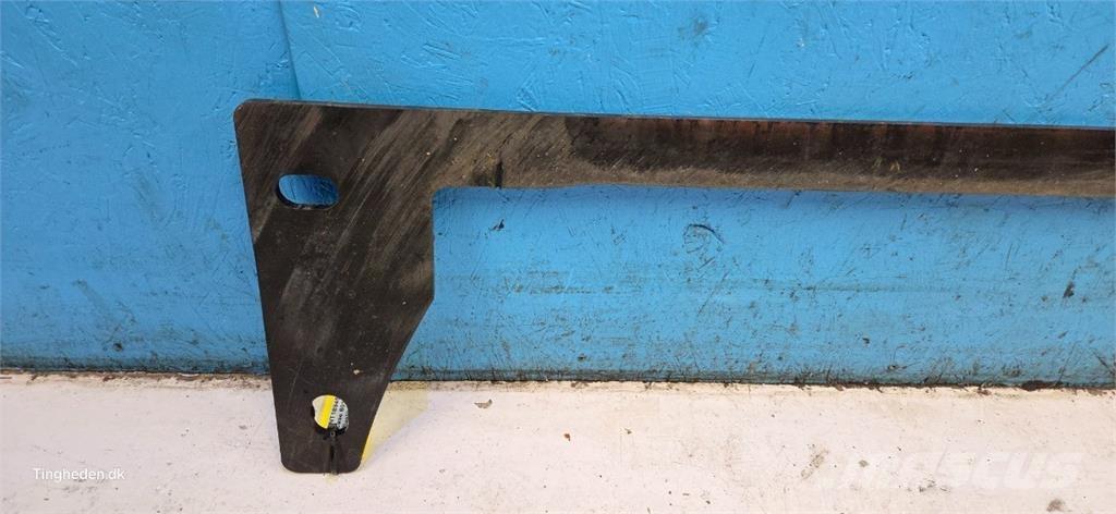 CASE 8010 Combine harvester spares & accessories