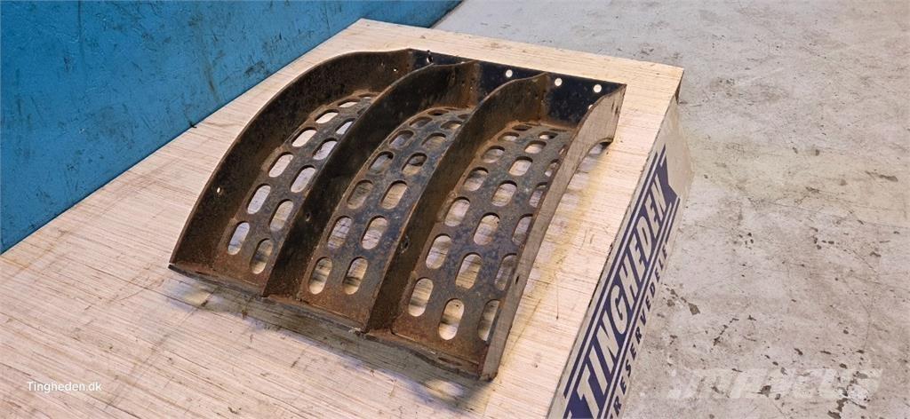 CASE 9010 Combine harvester spares & accessories