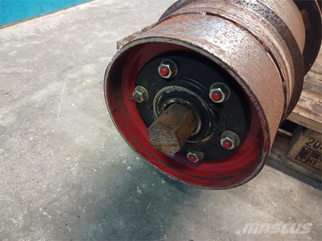 CASE 9230 Combine harvester spares & accessories