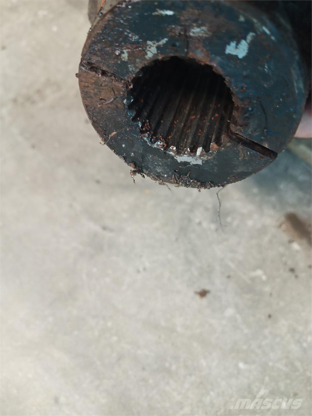 CASE 9230 Combine harvester spares & accessories