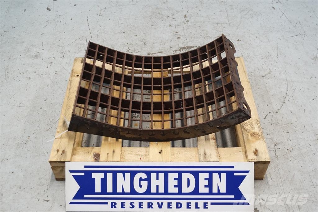 CASE 9230 Combine harvester spares & accessories