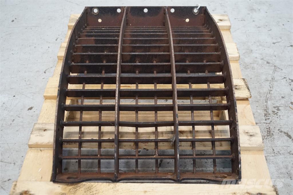 CASE 9230 Combine harvester spares & accessories