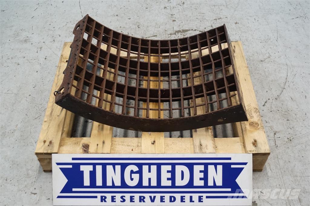 CASE 9230 Combine harvester spares & accessories