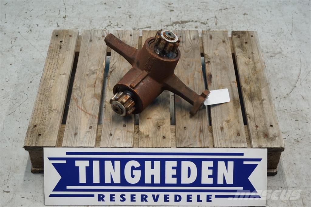 CASE 9230 Combine harvester spares & accessories