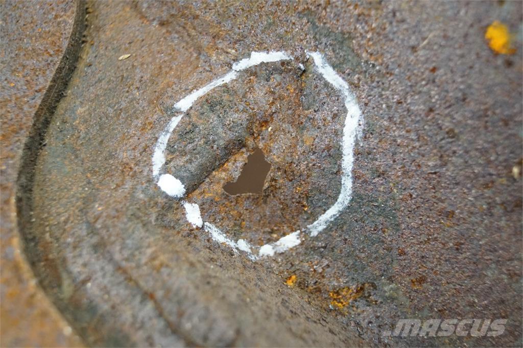 CASE 9230 Combine harvester spares & accessories