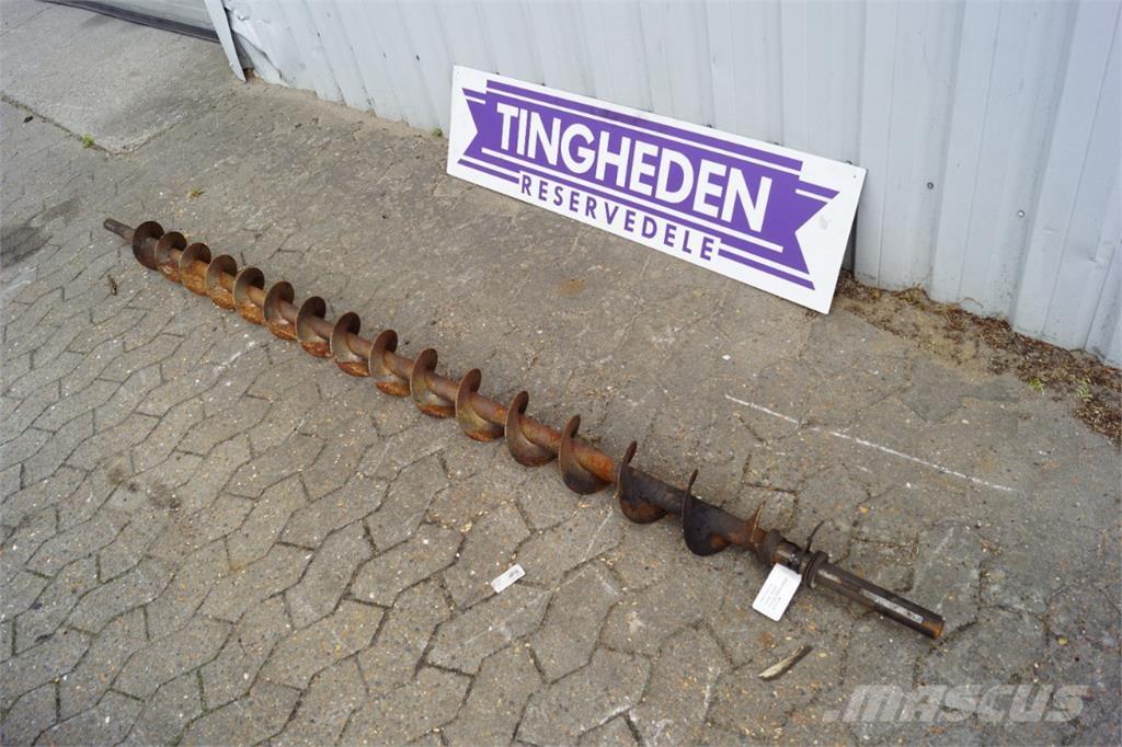 CASE 9230 Combine harvester spares & accessories